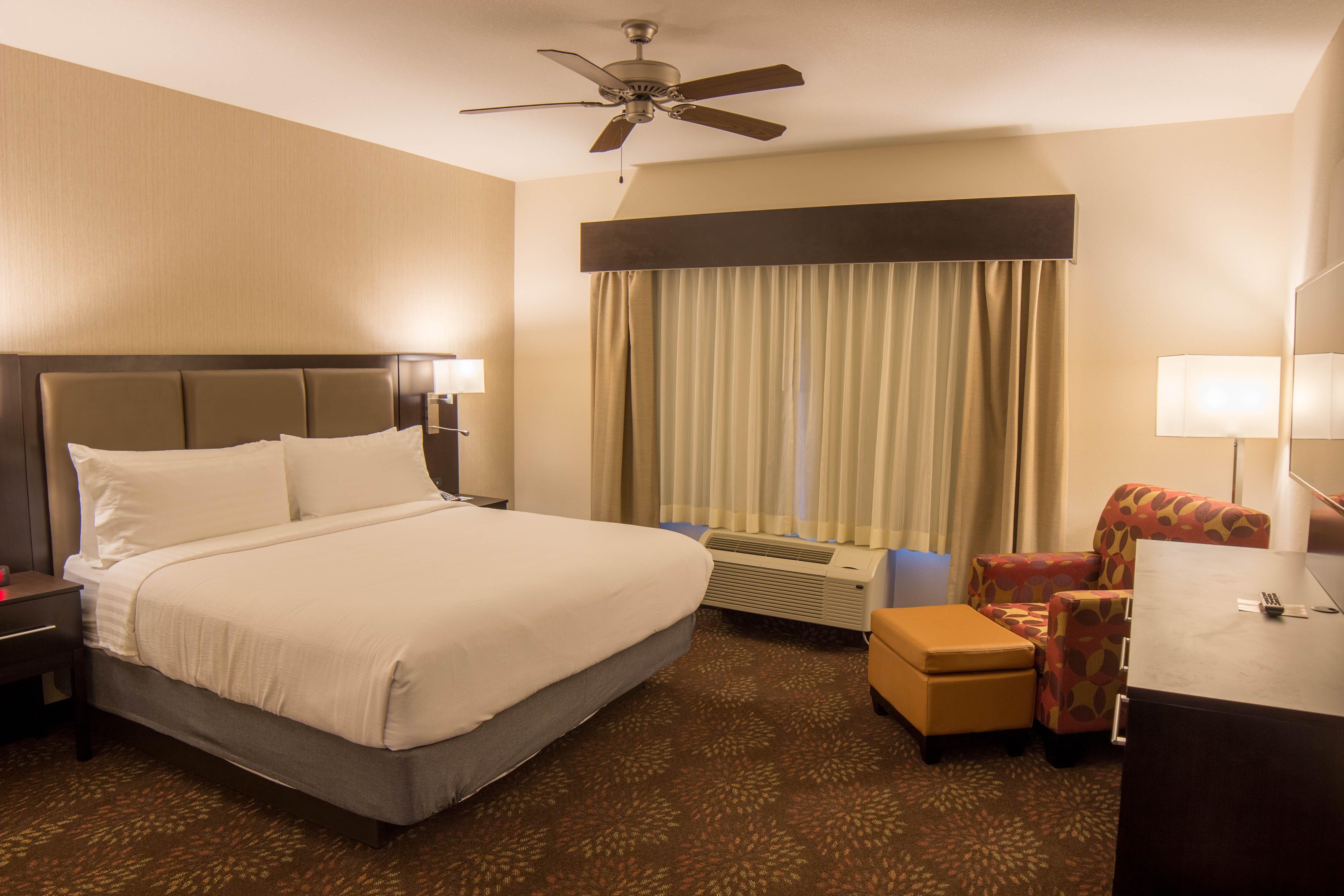 Holiday Inn Trophy Club By Ihg Bagian luar foto